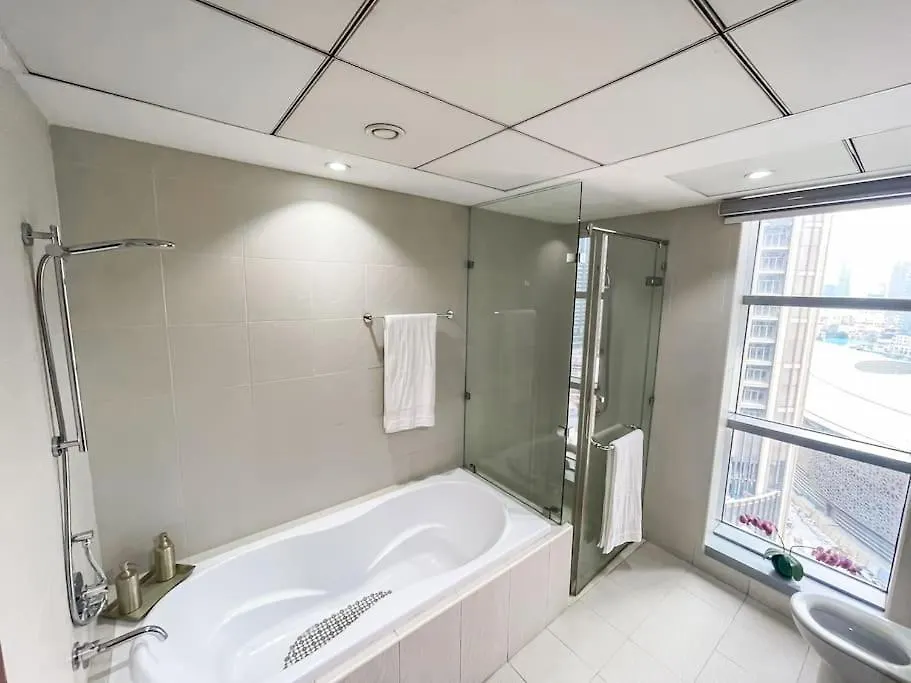 Apartament Luxury 3Br In Downtown With Pool, Fitness, Patio Dubaj Zjednoczone Emiraty Arabskie